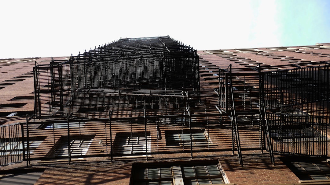 Roofing contractor scaffolding setup at a construction site in New Hampshire flagged for an OSHA violation