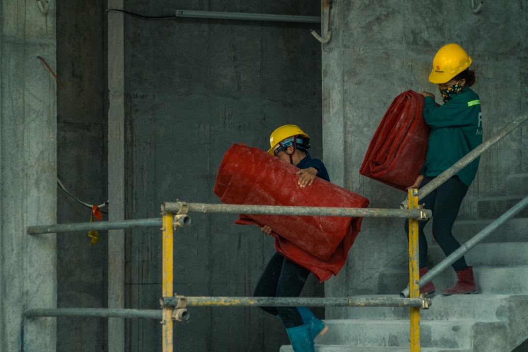 Scaffolding used by a siding crew on a New Jersey construction site, a leading source of OSHA scaffolding citations in the state