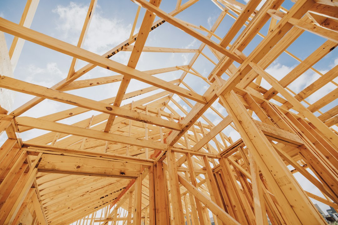 Ladder setup on a residential construction site in Hawaii cited under OSHA standard 1926.1053