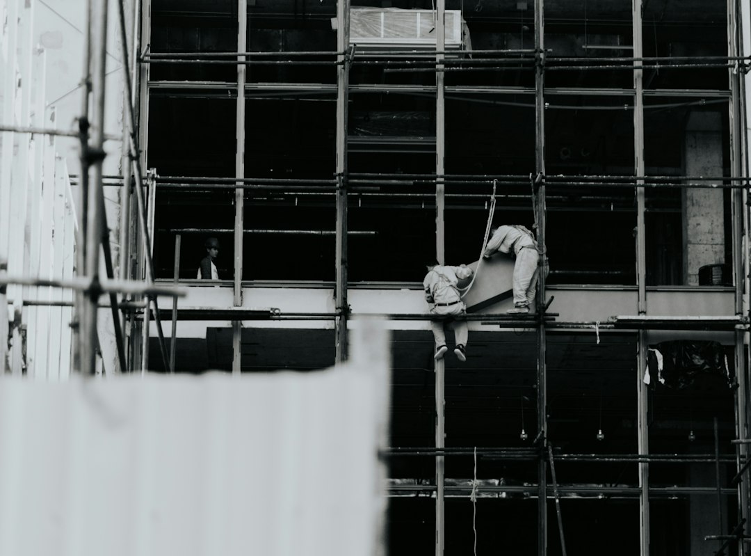 Scaffolding on a residential renovation site in Washington, D.C. tied to an OSHA 1926.451 citation